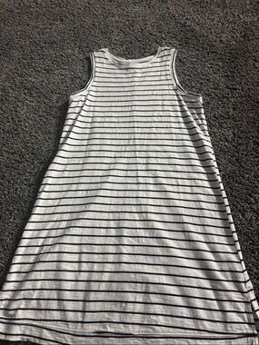 Old Navy White and Navy Striped Sleeveless A-Line Dress